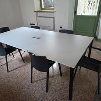 Tavolo professionale da ufficio con 6 sedie resina
