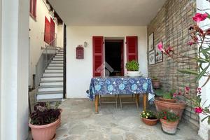 CASA SEMINDIPENDENTE A CANELLI