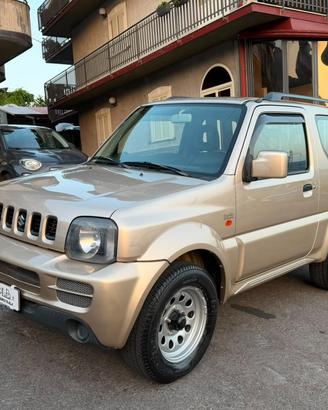 SUZUKI Jimny 1.3 4WD JLX