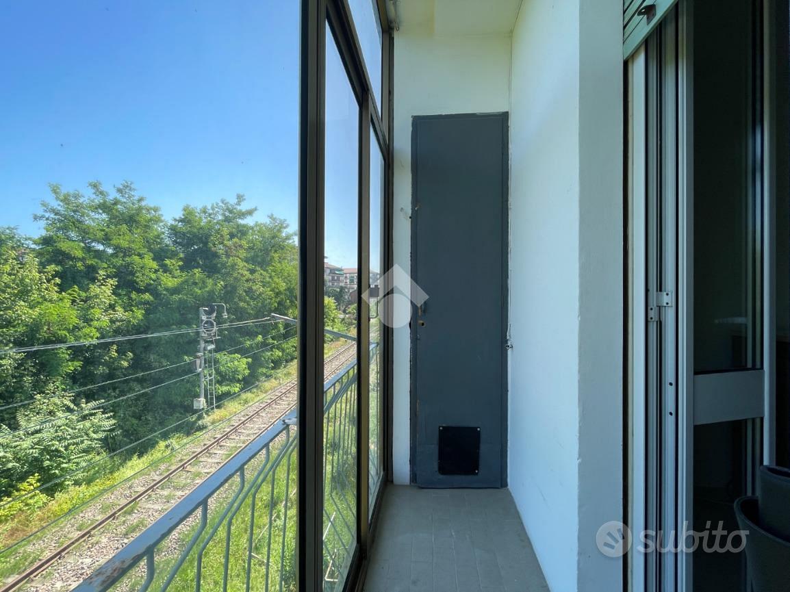 3 LOCALI A CANELLI - Vista 4