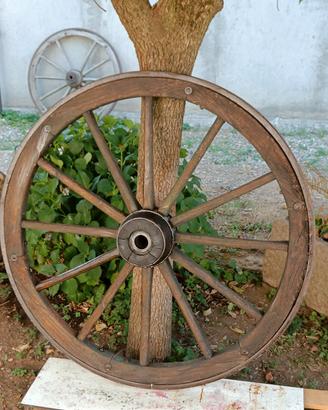 ruota carro agricolo antica legno primi 900