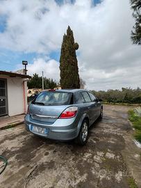 Opel Astra h 1.7 tdci