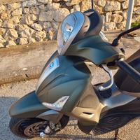 Piaggio Beverly 300s