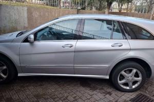 Mercedes-Benz 320 sport