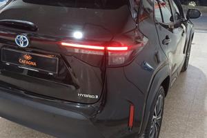 Macchina Veicolo Toyota Yaris Cross