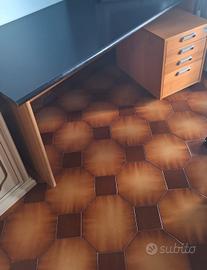 scrivania e cassettiera