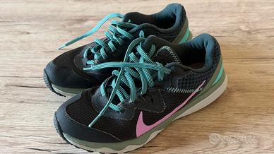 Scarpe da trekking in montagna Nike