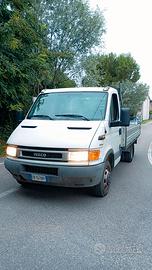 Camioncino Iveco dayli 2004