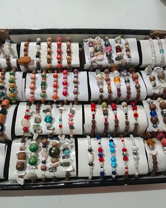 Braccialetti fatti a mano assortiti 