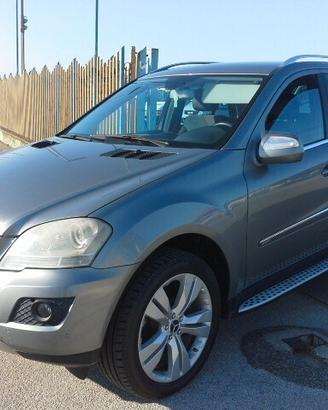 Mercedes-benz ML 350 BlueTEC Sport