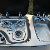 Piano cottura e lavabo per cucina da campeggio 