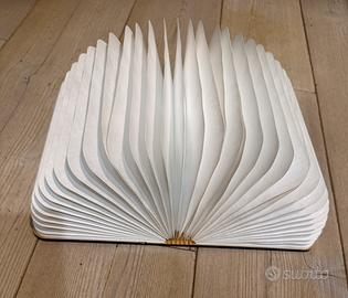 Libro lampada ikea