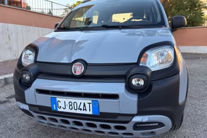 Fiat Panda 1.0 FireFly S&S Hybrid City Cross unico