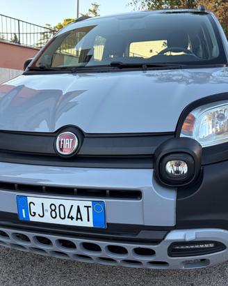 Fiat Panda 1.0 FireFly S&S Hybrid City Cross unico
