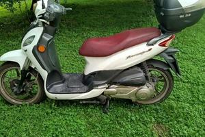 Scooter SYM Symphony 125