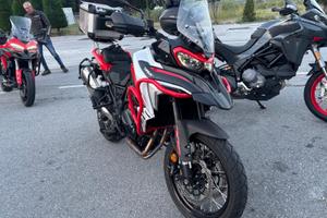 Benelli 702x