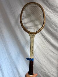 Racchetta da tennis vintage in legno