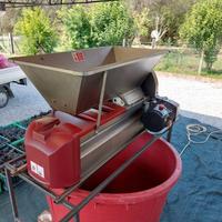 Gramolatrice deraspatrice elettrica