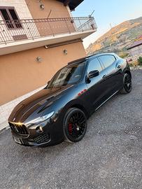 MASERATI LEVANTE STRAFULL