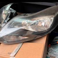 Fari Ford focus mk3 Fondo nero