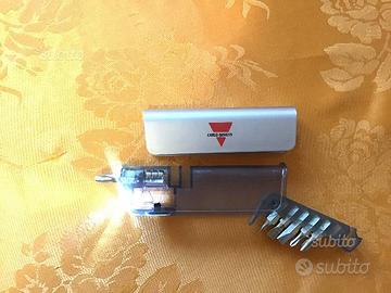 Pila / Torcia LED tascabile cacciavite con punte