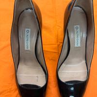 Décolleté nero lucido