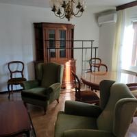 Casa accostata con cantina e soffitta