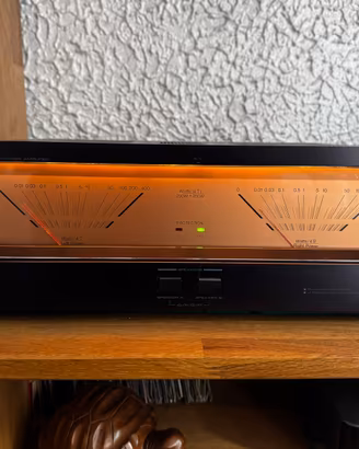 Amplificatore finale stereo HUER 2x 280 w. 4 ohm