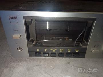 Lettore cassette vintage NAD