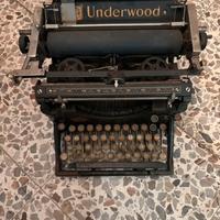 Macchina da scrivere