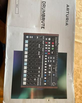 arturia drumbrute analog drum synthesizer nuovo