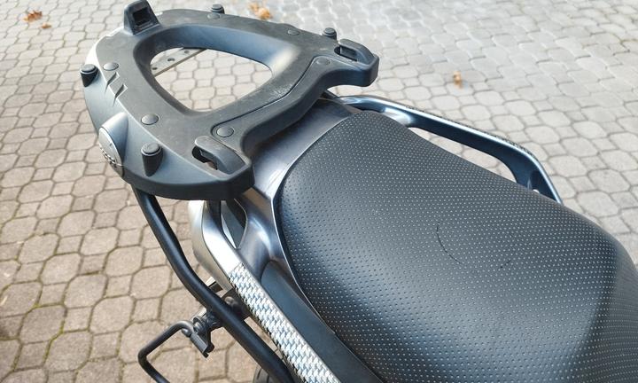 Portapacchi Givi per Yamaha FZ6 / Fazer 600