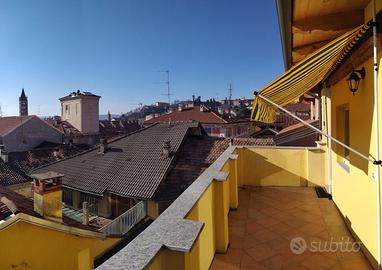 Appartamento centro Biella con terrazzo termoaut