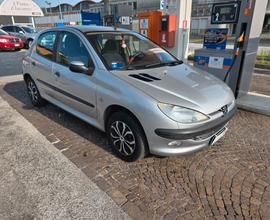 Peugeot 206 1.4 5p. Con 245.000km Neopatentati ok