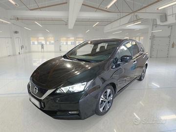 NISSAN LEAF BUSINESS 40KWH 5 PORTE BERLINA