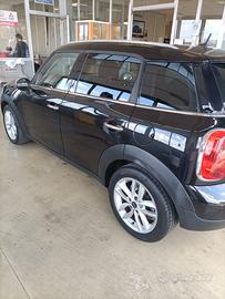 Auto Mini Cooper Countryman
