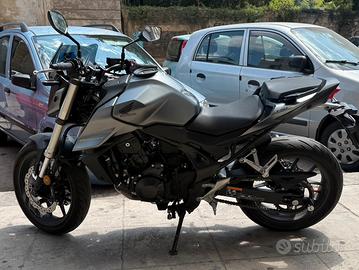 Honda Hornet 750