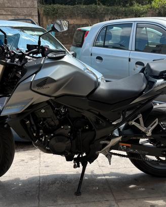 Honda Hornet 750
