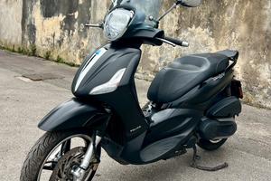Piaggio Beverly 350 Police Acc.Permute