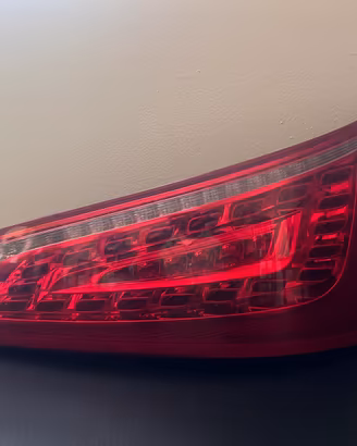 Faro post dx Audi Q5