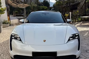 Porsche Taycan performance battery plus