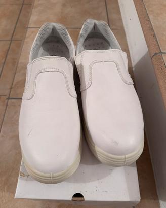 Scarpe antinfortunistica