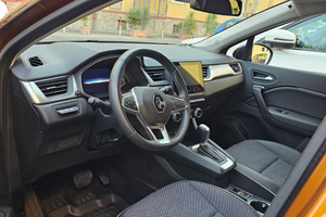 Renault Captur full hybrid garanzia fino al 2027