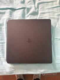 play station 4 con joystick compreso