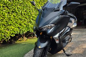 TMAX 530