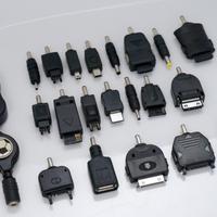 Cavo USB riavvolgibile 20 Connettori adattatori