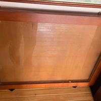 Bacheca espositiva in legno con vetro