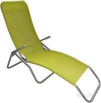 sedia a sdraio colore verde pisello