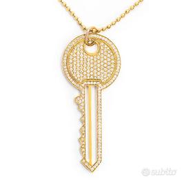 Collana con ciondolo chiave in oro e diamanti