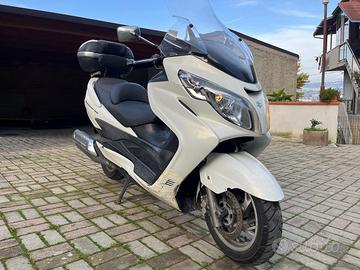 Suzuki Burgman 400